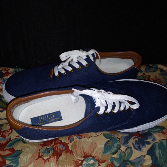 Polo shoes. - Picture 3 of 3